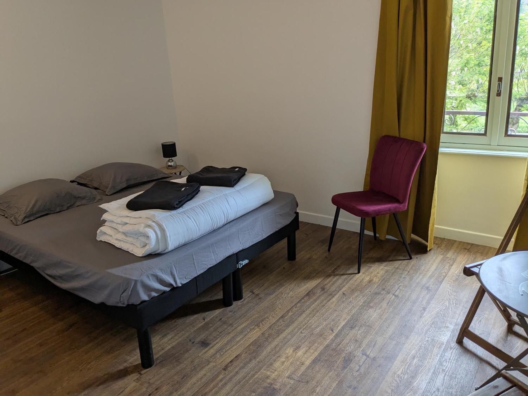 Chez Cornelia Bed and Breakfast Estaing  Εξωτερικό φωτογραφία